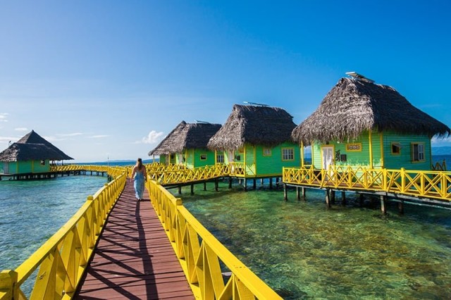 14 BEST CARIBBEAN OVERWATER BUNGALOWS