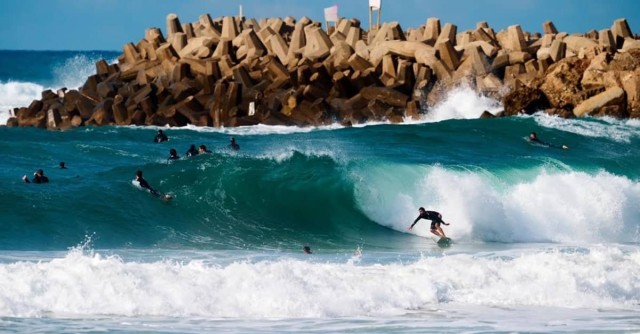 Gallery: Surf In Israel Coincides With Gaza Ceasefire